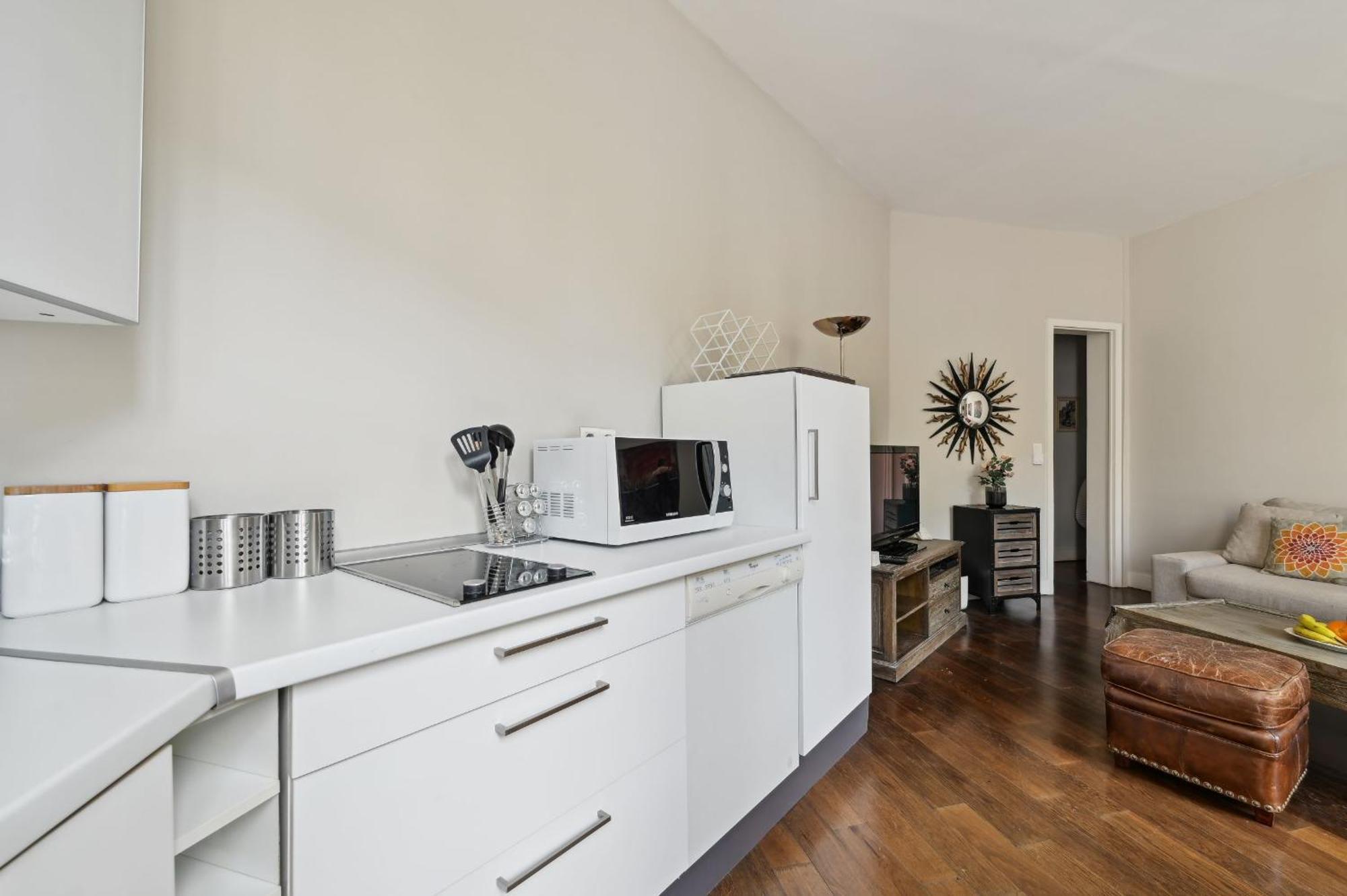 Champs-Elysees & Arc De Triomphe - Cityapartmentstay ปารีส ภายนอก รูปภาพ