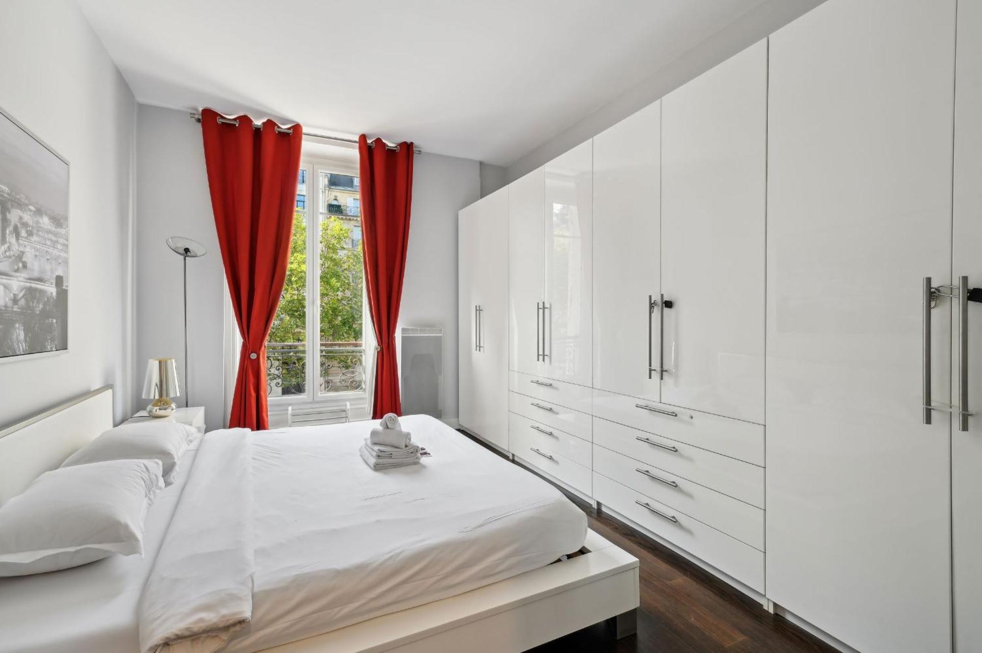 Champs-Elysees & Arc De Triomphe - Cityapartmentstay ปารีส ภายนอก รูปภาพ