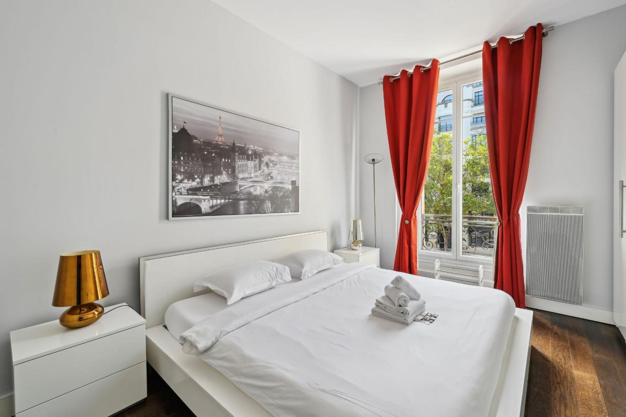 Champs-Elysees & Arc De Triomphe - Cityapartmentstay ปารีส ภายนอก รูปภาพ